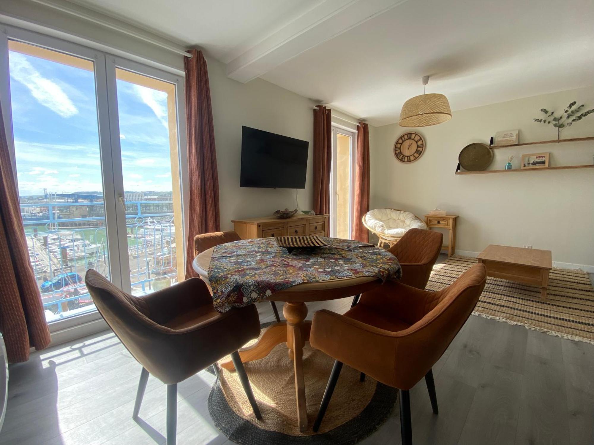 Etablissement 3 Etoiles Avec Ascenseur, 3 Appartements Lumineux Vue Port Avec Balcon, 200M De La Mer, Wifi Fibre, Tous Service Inclus Дьєпп Екстер'єр фото