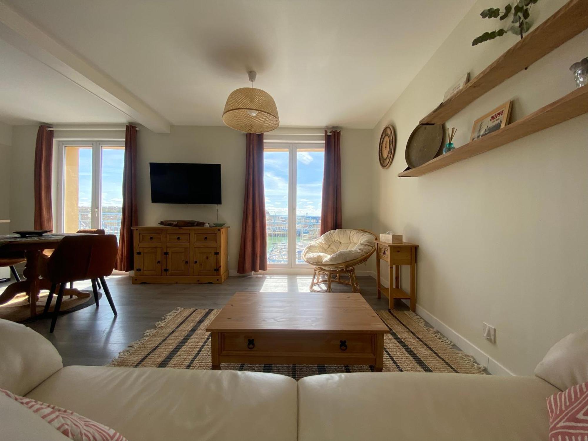 Etablissement 3 Etoiles Avec Ascenseur, 3 Appartements Lumineux Vue Port Avec Balcon, 200M De La Mer, Wifi Fibre, Tous Service Inclus Дьєпп Екстер'єр фото