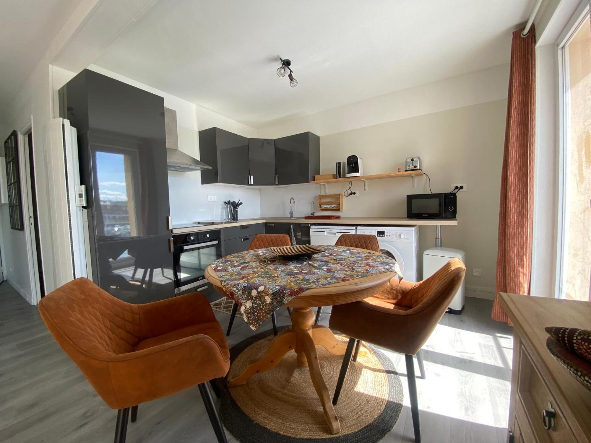 Etablissement 3 Etoiles Avec Ascenseur, 3 Appartements Lumineux Vue Port Avec Balcon, 200M De La Mer, Wifi Fibre, Tous Service Inclus Дьєпп Екстер'єр фото