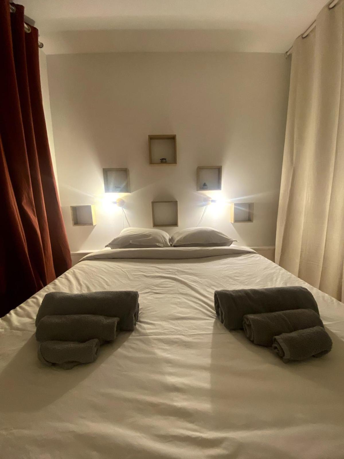 Etablissement 3 Etoiles Avec Ascenseur, 3 Appartements Lumineux Vue Port Avec Balcon, 200M De La Mer, Wifi Fibre, Tous Service Inclus Дьєпп Екстер'єр фото