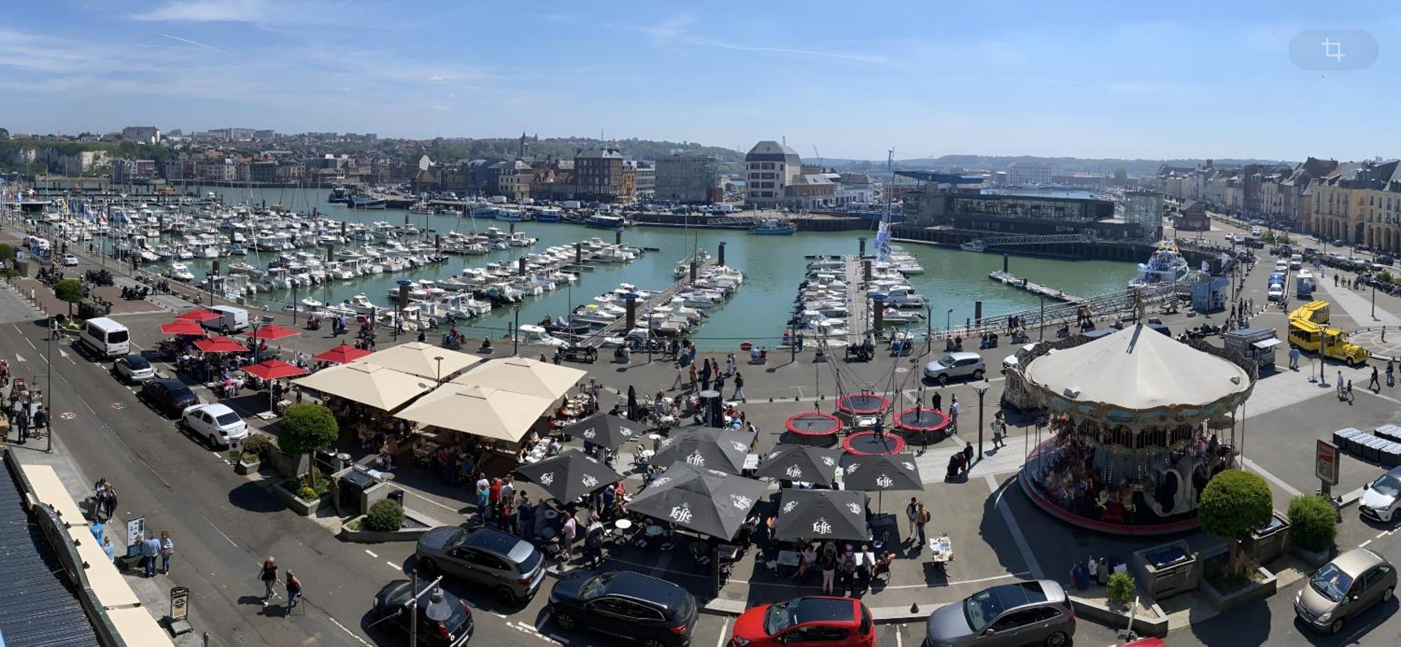 Etablissement 3 Etoiles Avec Ascenseur, 3 Appartements Lumineux Vue Port Avec Balcon, 200M De La Mer, Wifi Fibre, Tous Service Inclus Дьєпп Екстер'єр фото