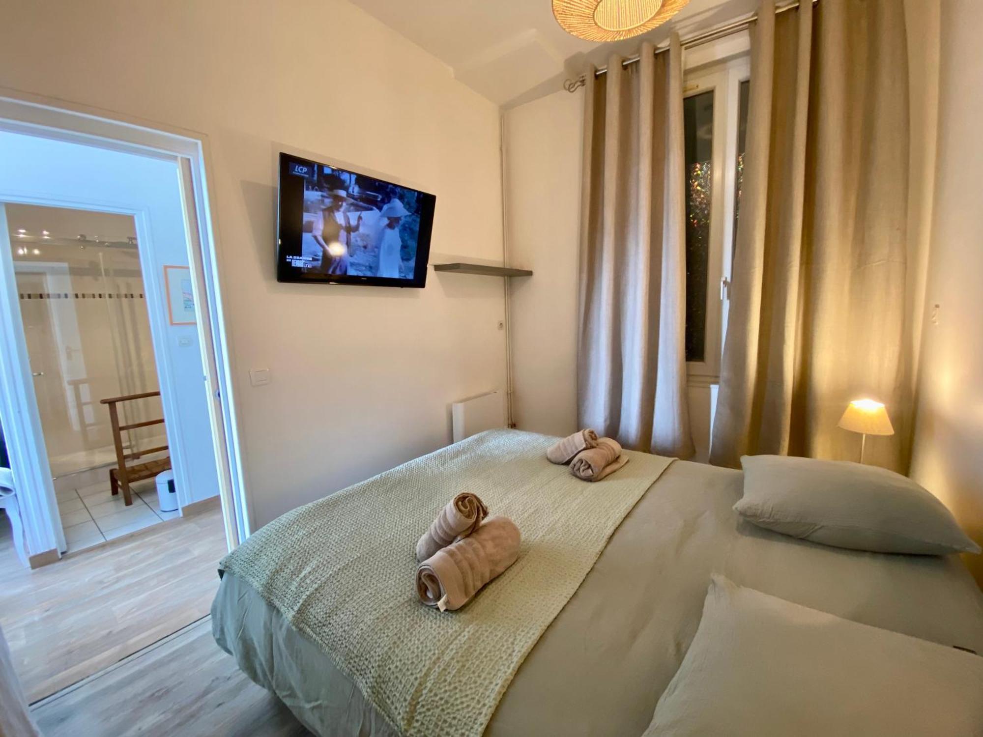 Etablissement 3 Etoiles Avec Ascenseur, 3 Appartements Lumineux Vue Port Avec Balcon, 200M De La Mer, Wifi Fibre, Tous Service Inclus Дьєпп Екстер'єр фото